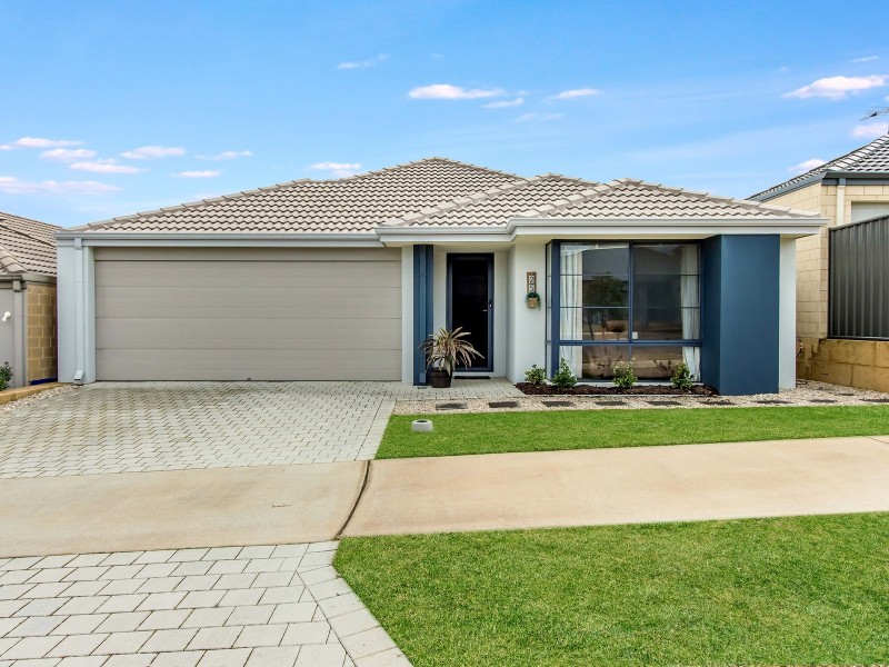 25 Moonee Street, Lakelands WA 6180