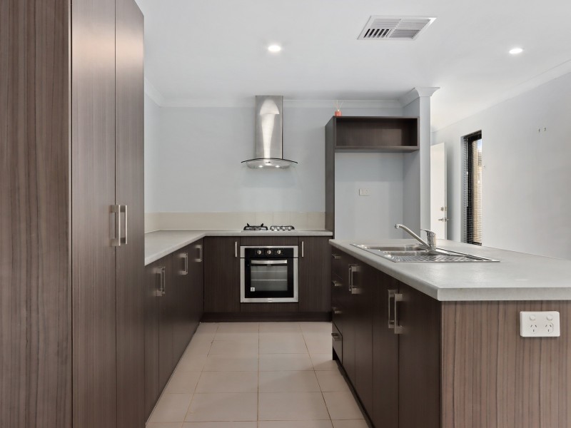 48 Walden Street, Wellard WA 6170