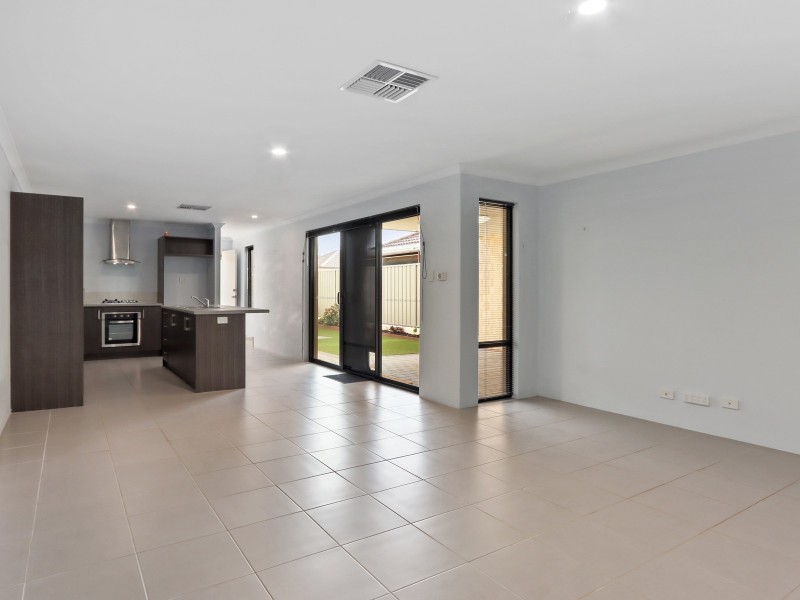 48 Walden Street, Wellard WA 6170