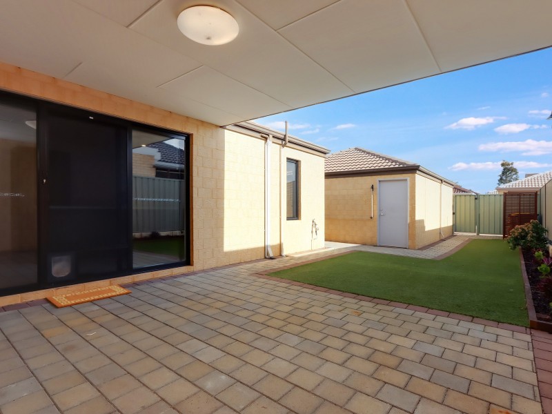 48 Walden Street, Wellard WA 6170