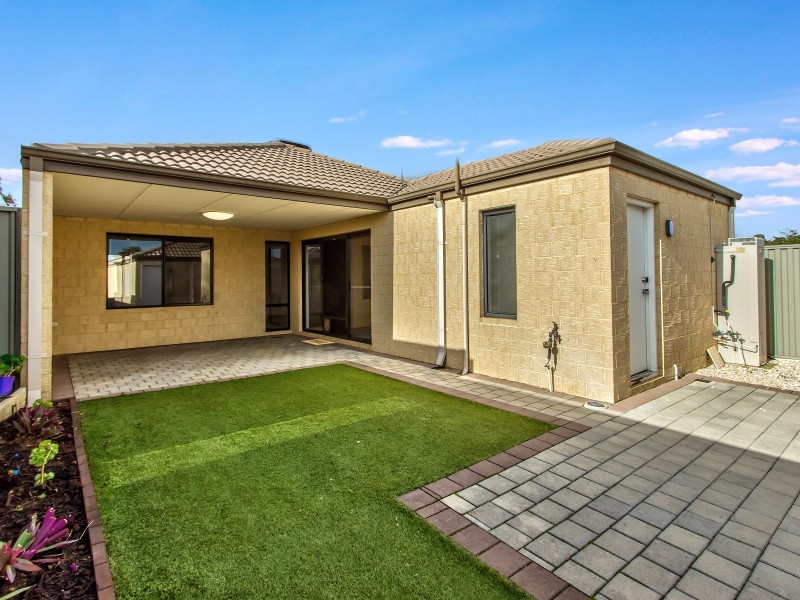 48 Walden Street, Wellard WA 6170