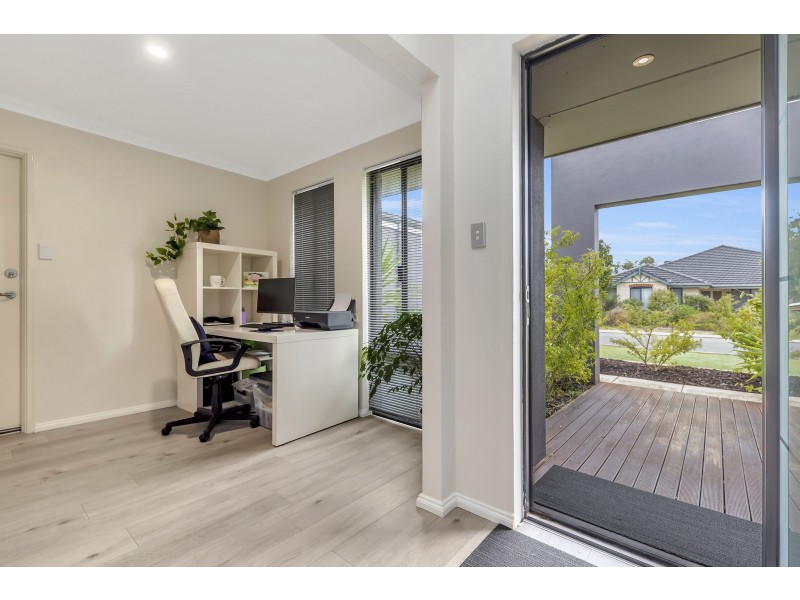 18 Impressions Way, Singleton WA 6175