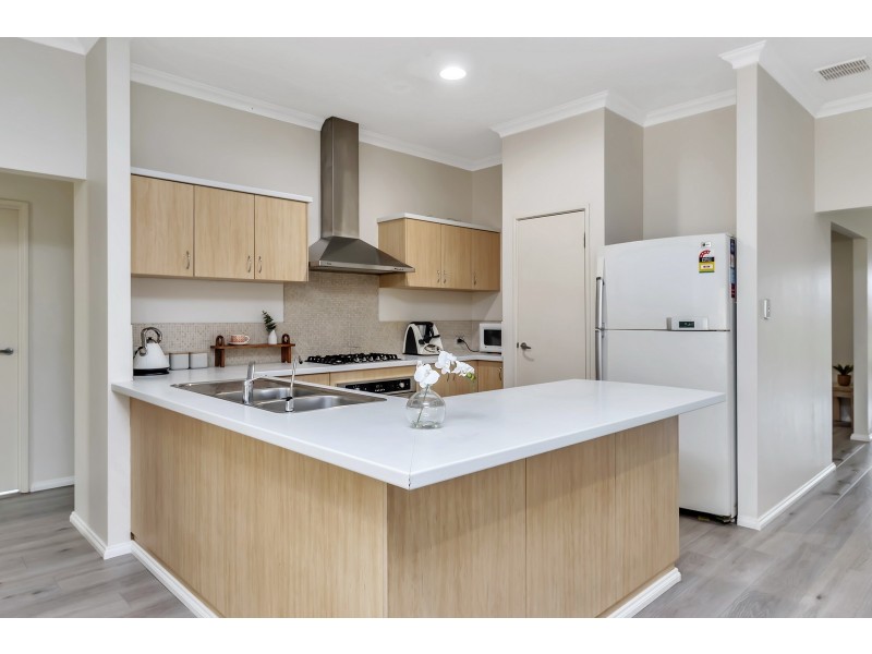 18 Impressions Way, Singleton WA 6175