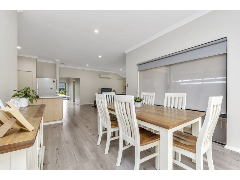 18 Impressions Way, Singleton WA 6175