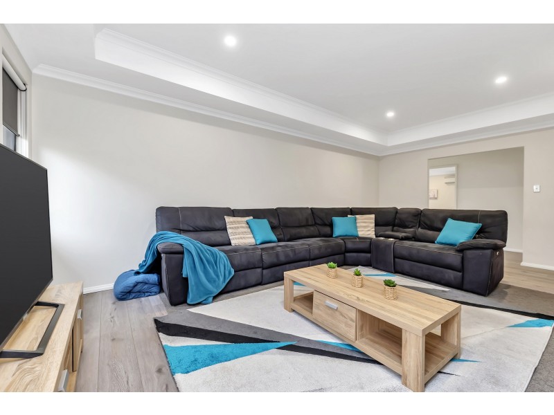 18 Impressions Way, Singleton WA 6175