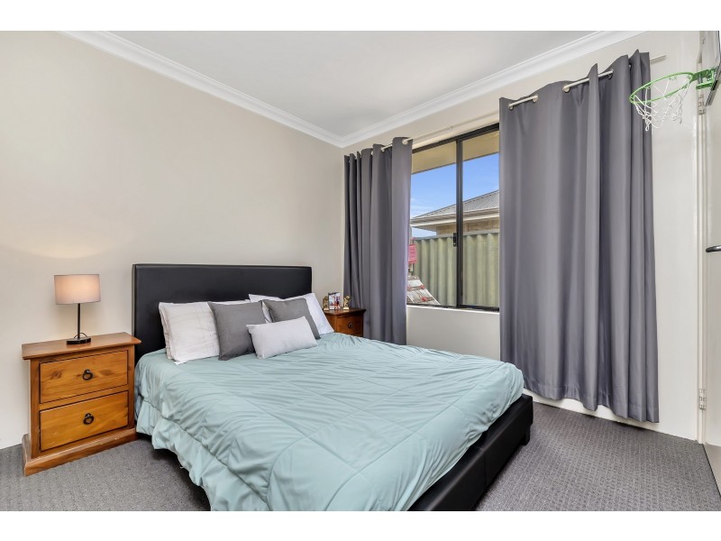 18 Impressions Way, Singleton WA 6175