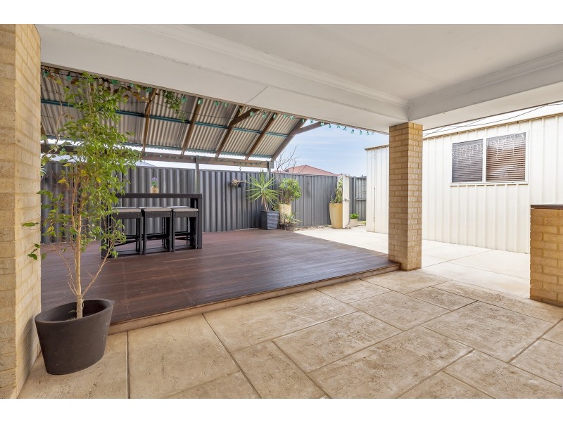 18 Impressions Way, Singleton WA 6175