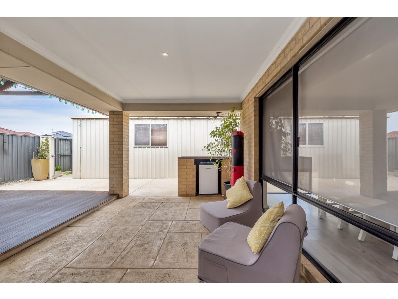 18 Impressions Way, Singleton WA 6175