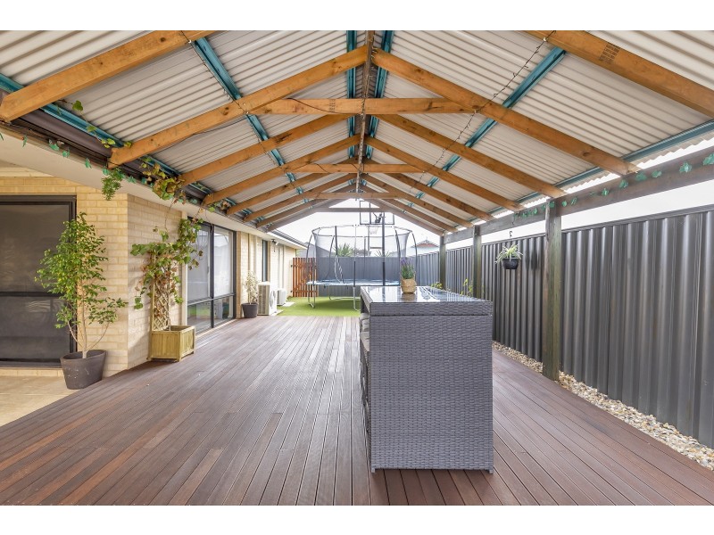 18 Impressions Way, Singleton WA 6175