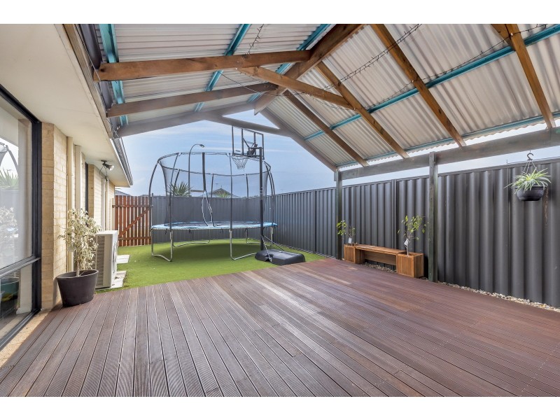 18 Impressions Way, Singleton WA 6175