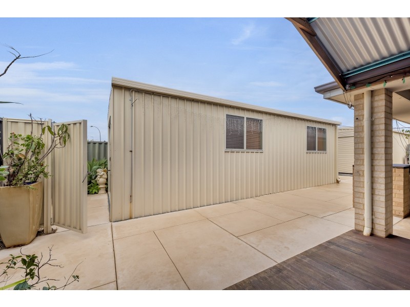 18 Impressions Way, Singleton WA 6175