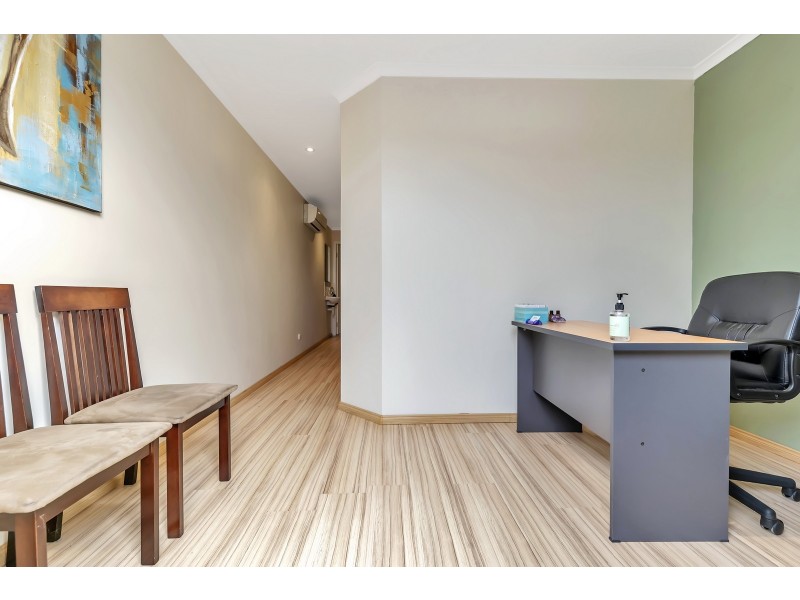 18 Impressions Way, Singleton WA 6175