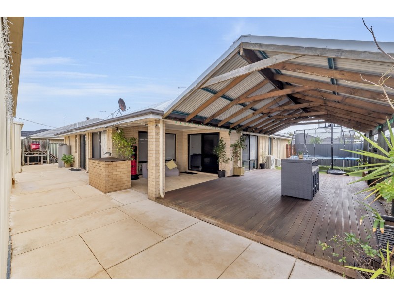 18 Impressions Way, Singleton WA 6175