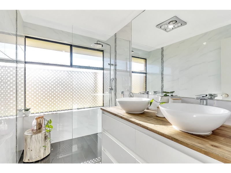 14 Menton Place, Secret Harbour WA 6173