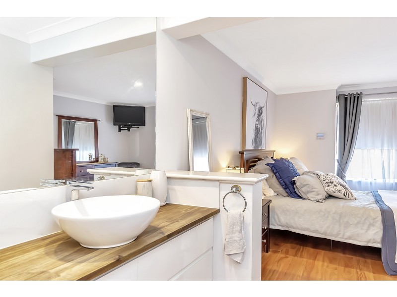 14 Menton Place, Secret Harbour WA 6173