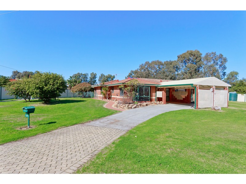 11 Pow Street, West Swan WA 6055