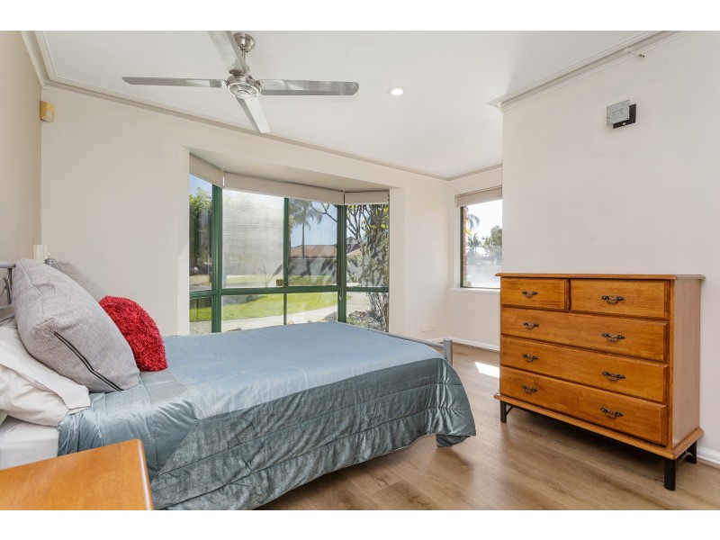 11 Pow Street, West Swan WA 6055
