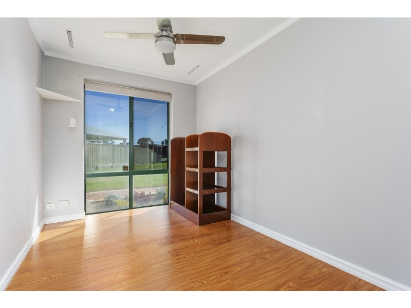 11 Pow Street, West Swan WA 6055