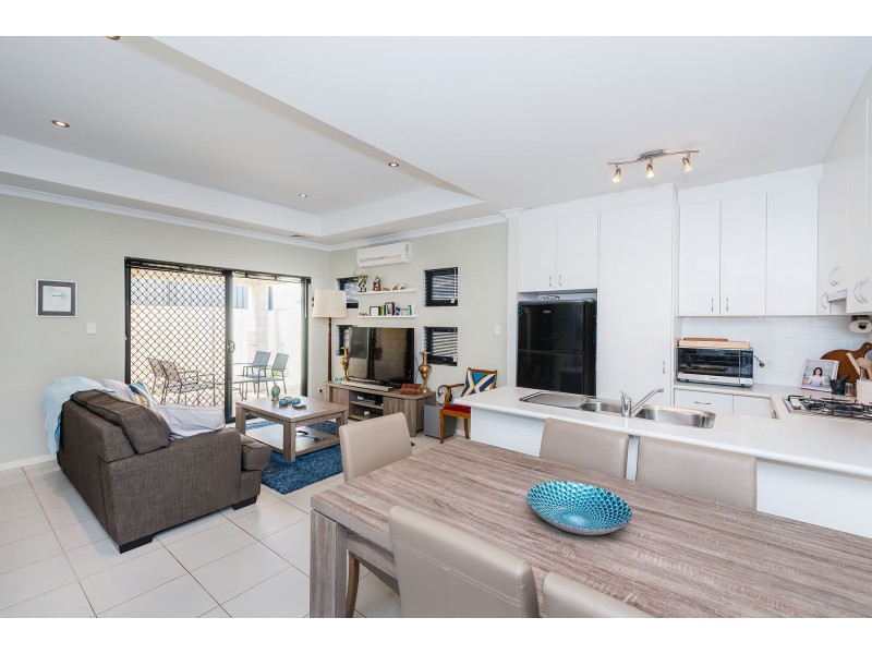 30C Tuckfield Way, Nollamara WA 6061