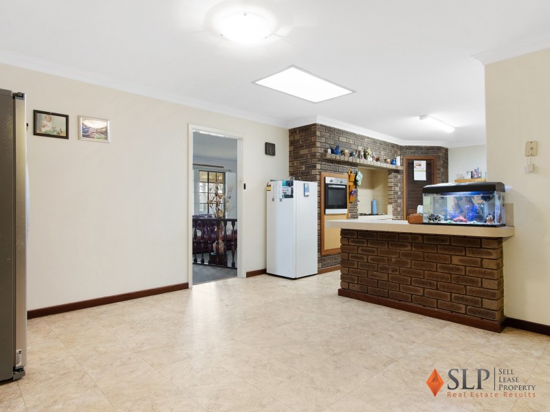 8 Barbados Close, Safety Bay WA 6169