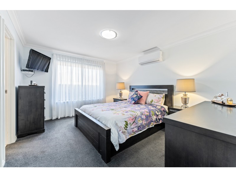 220 Barridale Drive, Kingsley WA 6026