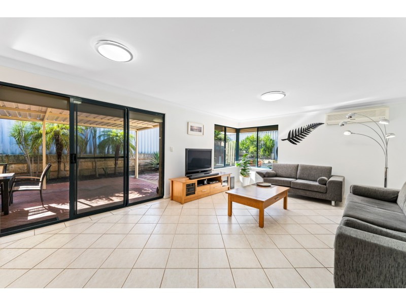 220 Barridale Drive, Kingsley WA 6026