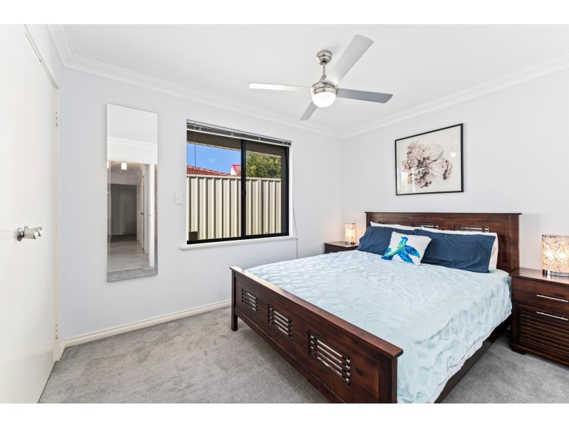 220 Barridale Drive, Kingsley WA 6026