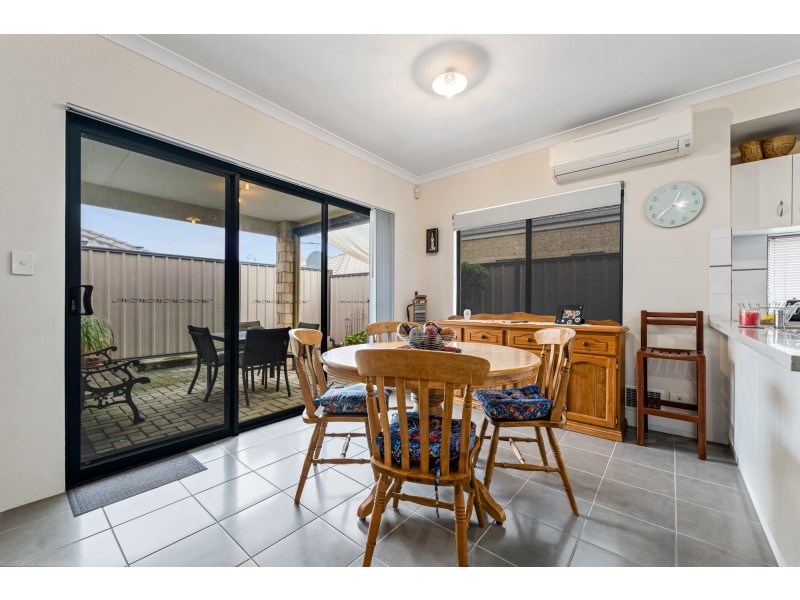 27 Verteramo Way, Hocking WA 6065