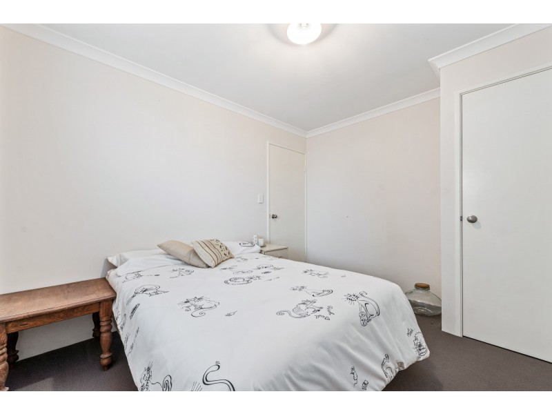 27 Verteramo Way, Hocking WA 6065