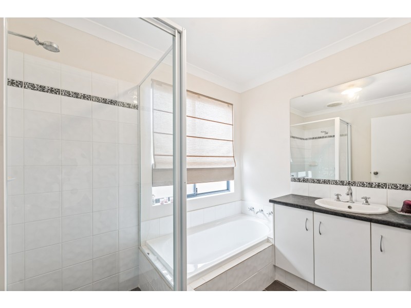 27 Verteramo Way, Hocking WA 6065