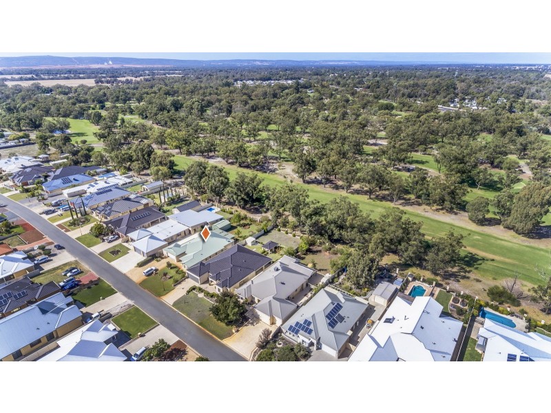 67 Midsummer Circle, Pinjarra WA 6208