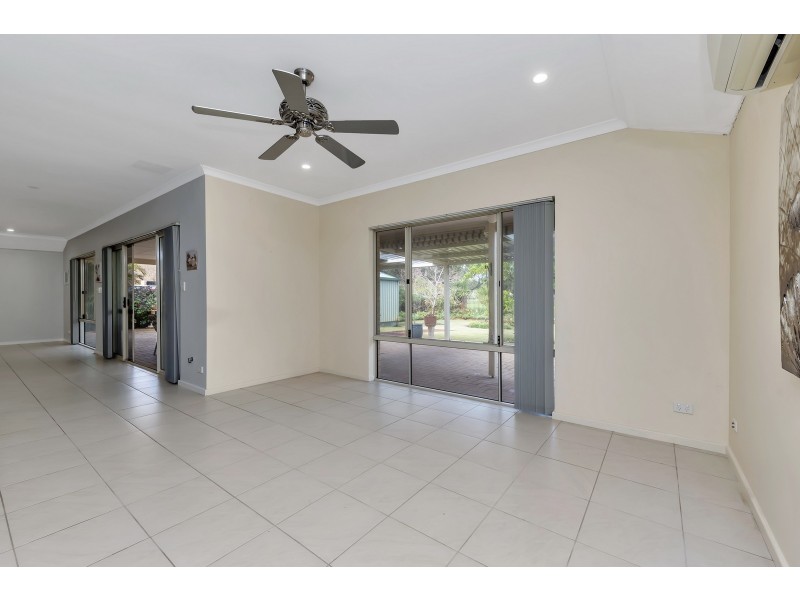 67 Midsummer Circle, Pinjarra WA 6208