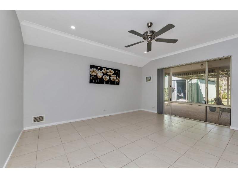 67 Midsummer Circle, Pinjarra WA 6208