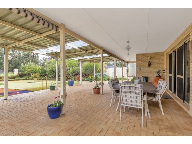 67 Midsummer Circle, Pinjarra WA 6208