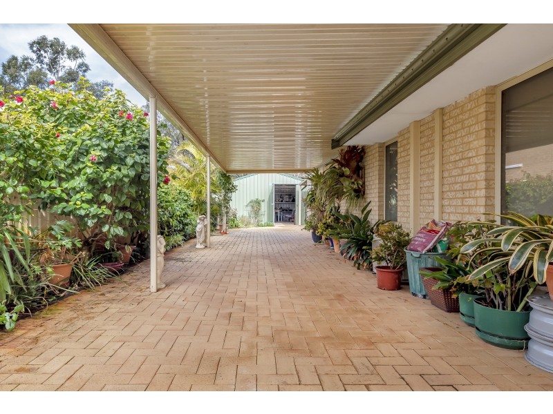 67 Midsummer Circle, Pinjarra WA 6208