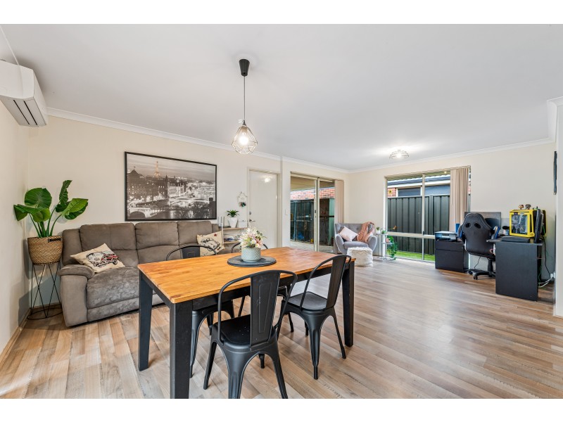 16 Cuddlepie Turn, Banksia Grove WA 6031