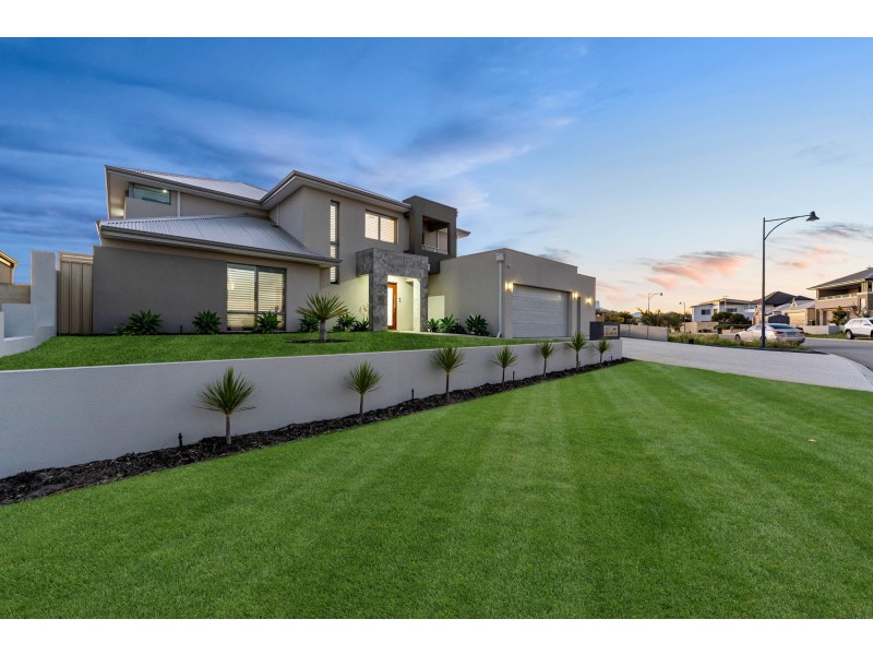 11 Seafarer Way, Jindalee WA 6036