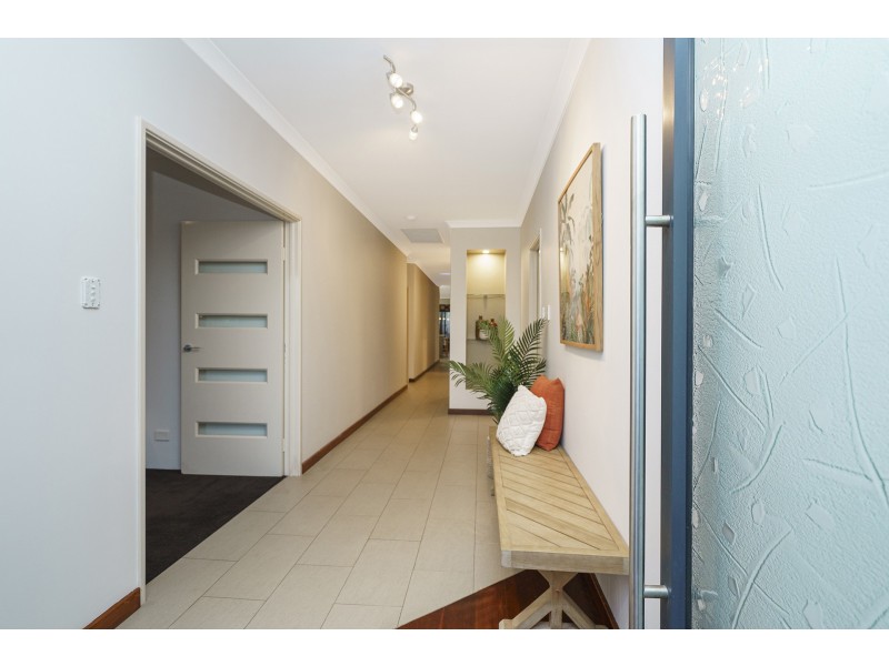 45 Pavilion Circle, The Vines WA 6069