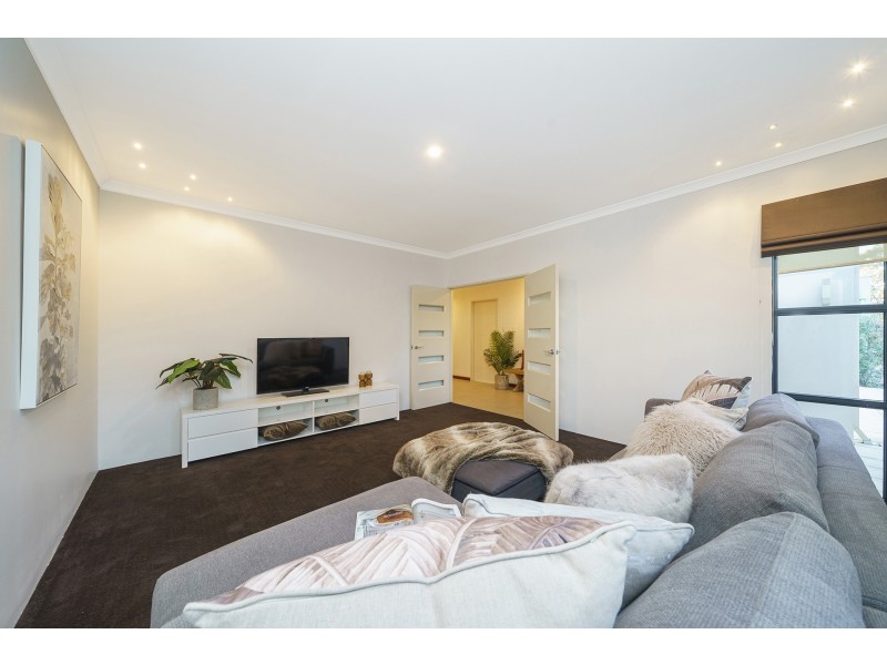 45 Pavilion Circle, The Vines WA 6069