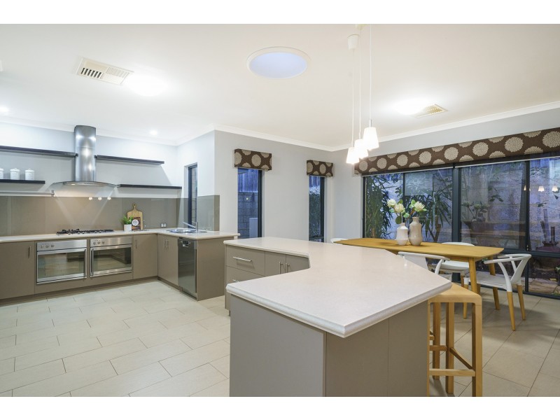 45 Pavilion Circle, The Vines WA 6069
