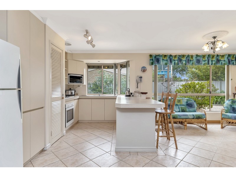 35 Redcliffe Road, Greenfields WA 6210