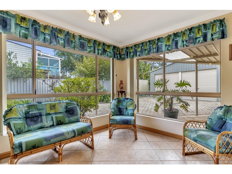 35 Redcliffe Road, Greenfields WA 6210