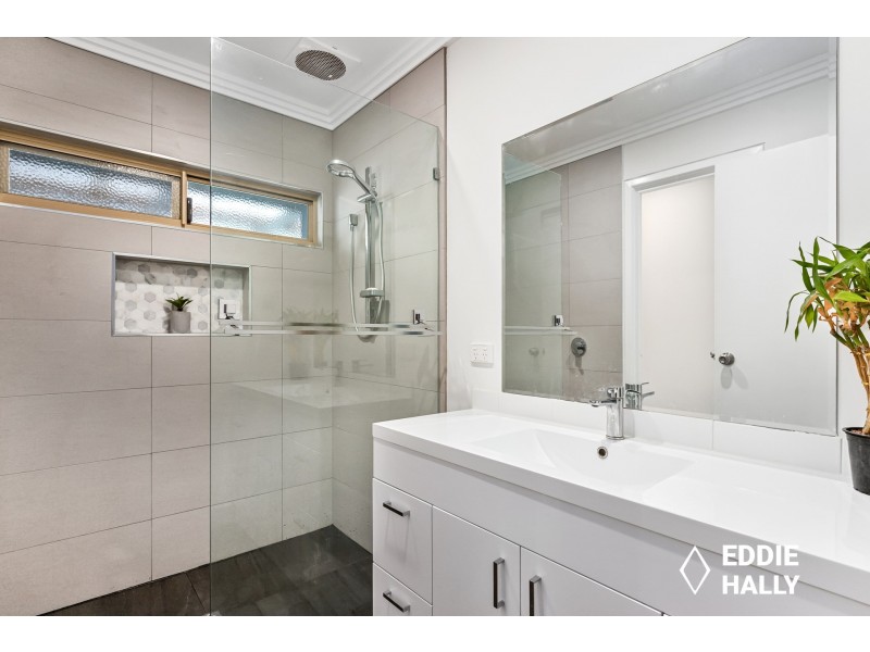 10 Waterside Place, South Lake WA 6164