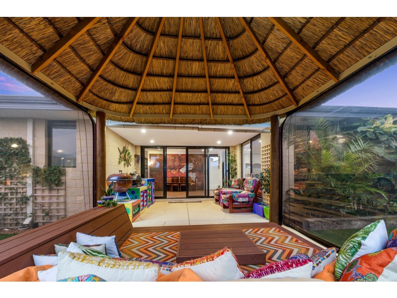 4 Gippsland Way, Banksia Grove WA 6031