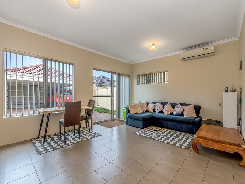 51 Kerkeri Heights, Lakelands WA 6180