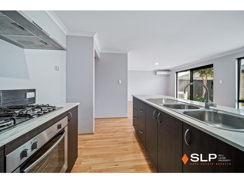 37 Sawtooth Bend, Banksia Grove WA 6031