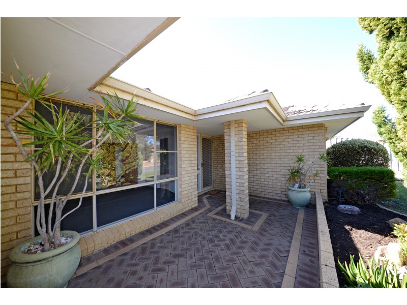 28 Canterbury Circle, Currambine WA 6028
