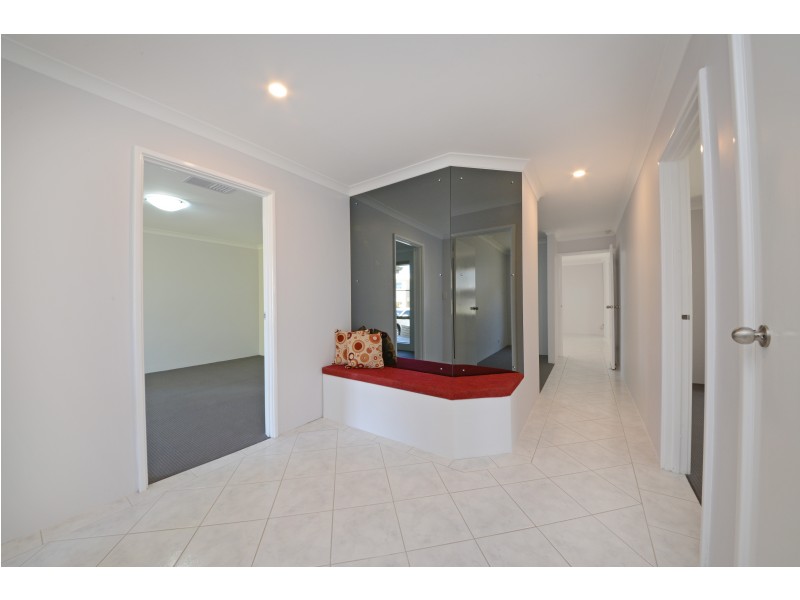 28 Canterbury Circle, Currambine WA 6028