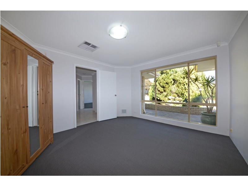 28 Canterbury Circle, Currambine WA 6028