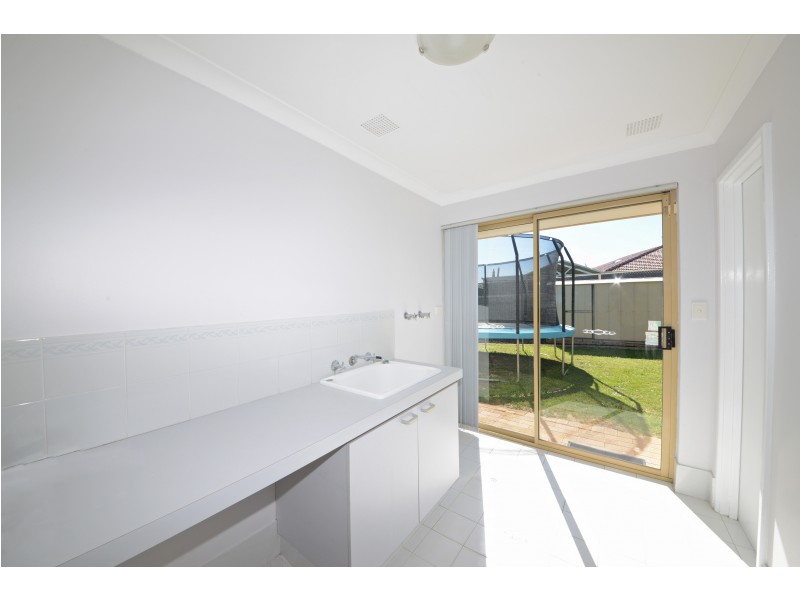 28 Canterbury Circle, Currambine WA 6028
